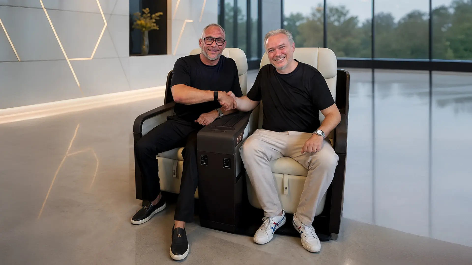 Alessandro Braca, CEO of Optimares, and Tero Taskila, CEO of beOnd, celebrating the expansion of their long-term partnership.